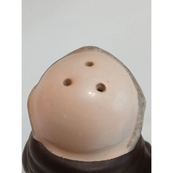 Vintage Goebel Cardinal Friar Tuck Monk Salt and Pepper Shakers - Picture 4 of 13